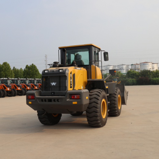 Фронтальный погрузчик Ensign YX646