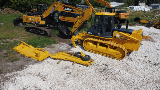 Бульдозер BEEZONE D16-5