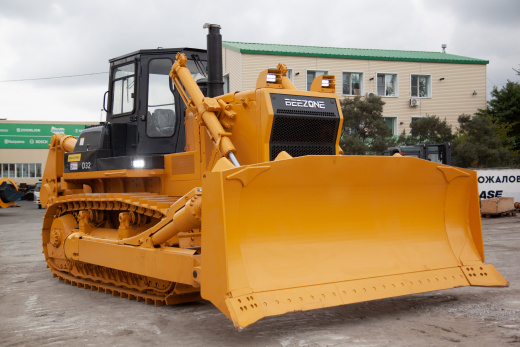 Бульдозер BEEZONE D32-5