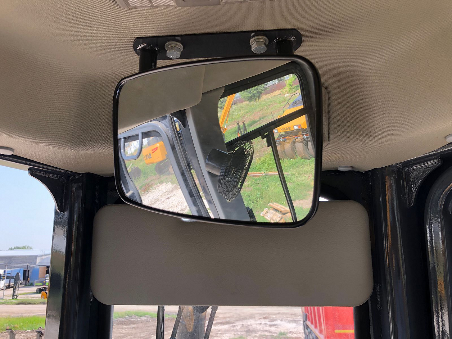 Бульдозер BEEZONE D16-5